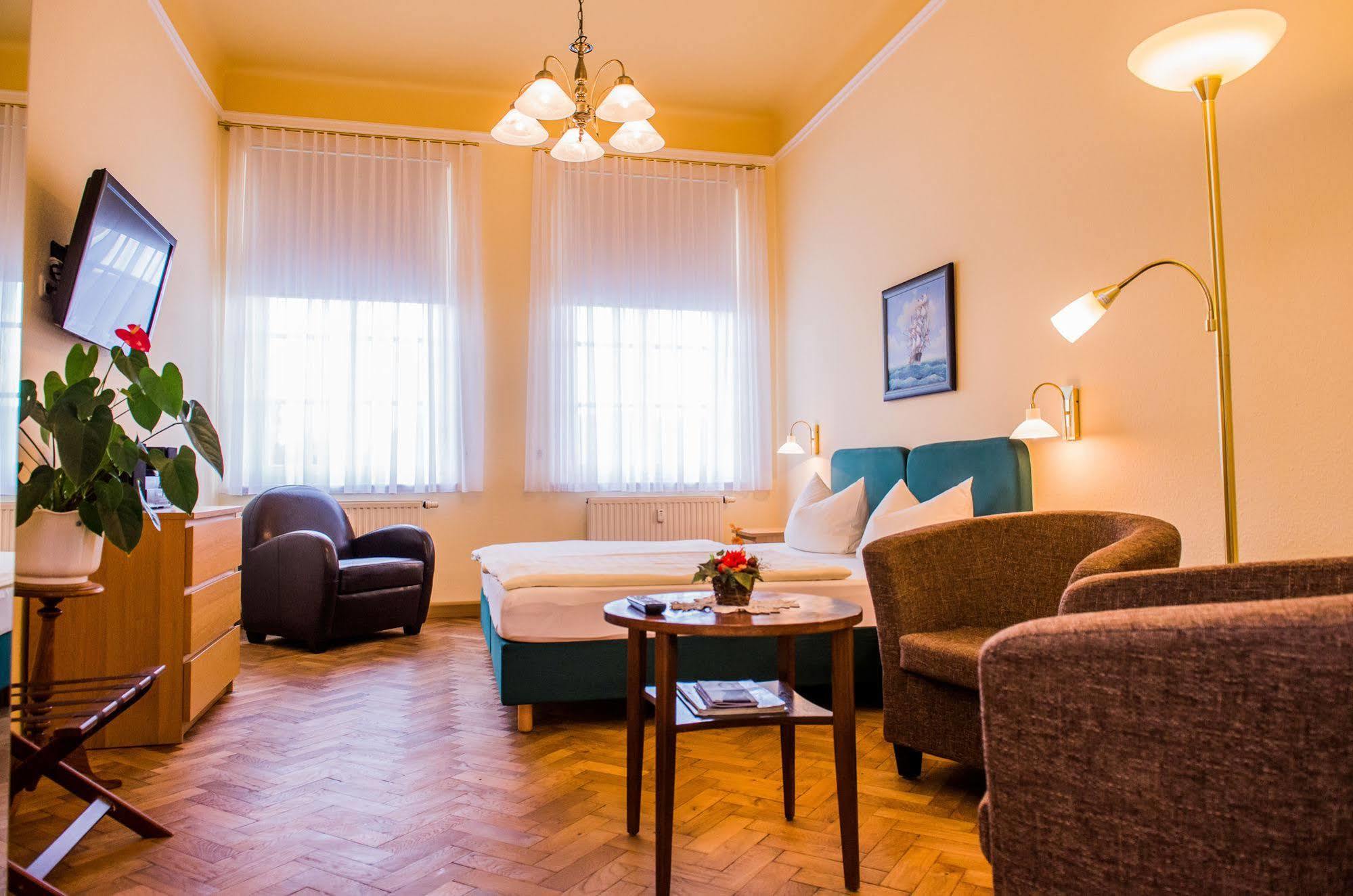 Apartmenthaus Stadt Metz 드레스덴 외부 사진