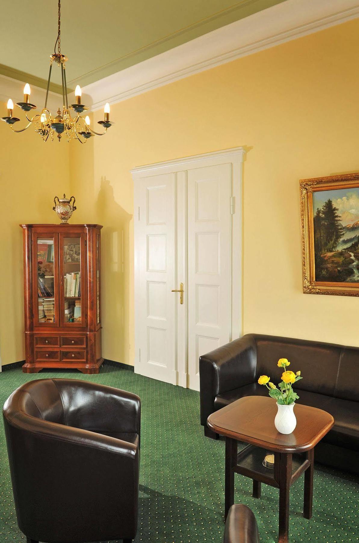 Apartmenthaus Stadt Metz 드레스덴 외부 사진